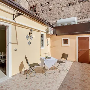 Appartamento With Terrace- Casa Mariella, Aeroporto di Catania Fontana Rossa