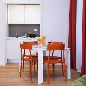 https://dimore-solara.taorminaitalyhotels.com